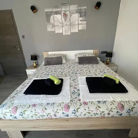 Apartmant Lightnes 아파트 *